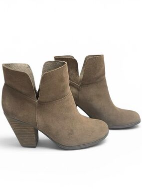 Vince Camuto Brown Suede Ankle Booties Block Heel Size 7
